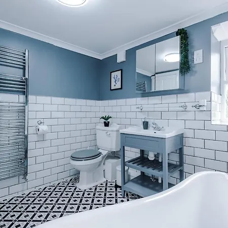 Springholm Family Retreat - Sleeps 10 Semesterbostad Bootle (Cumbria)