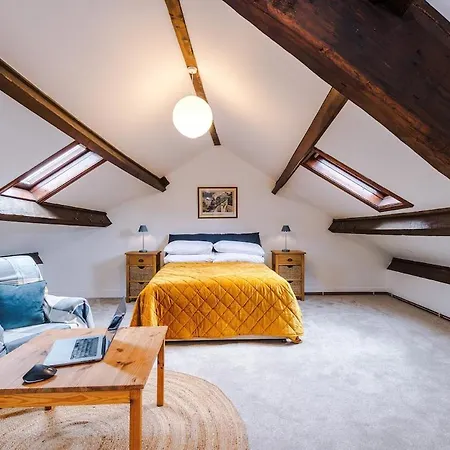 Springholm Family Retreat - Sleeps 10