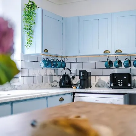 Springholm Family Retreat - Sleeps 10