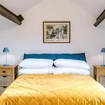 Springholm Family Retreat - Sleeps 10 * Bootle (Cumbria)